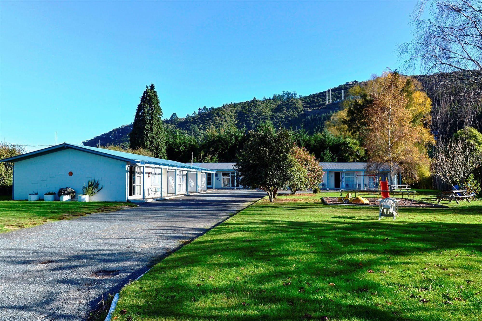 Fairy Springs Motel